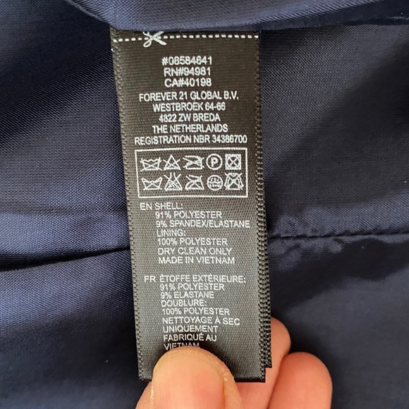 Mid length open blazer - Picture 9 of 9